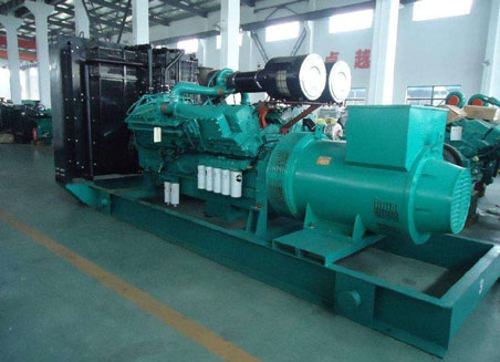 靖西800kw康明斯柴油发电机组图片 靖西800kw康明斯柴油发电机组图片